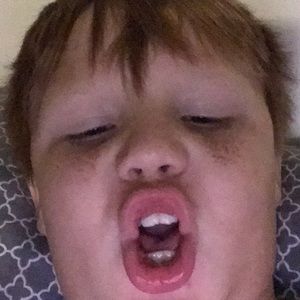 Meet your Posher, Max